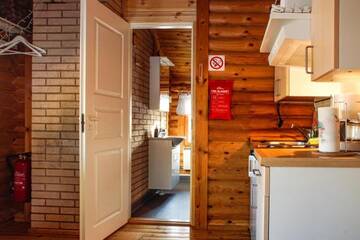 Фото номера Коттедж с дровяной сауной Дома для отпуска Fish &amp; Fun Holiday Cottages г. Paaso 2