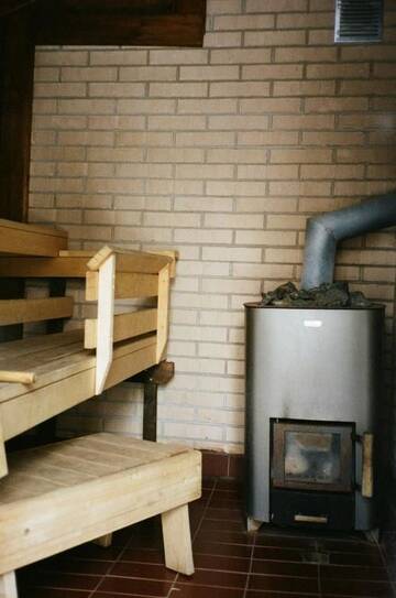 Фото номера Коттедж с дровяной сауной Дома для отпуска Fish &amp; Fun Holiday Cottages г. Paaso 9